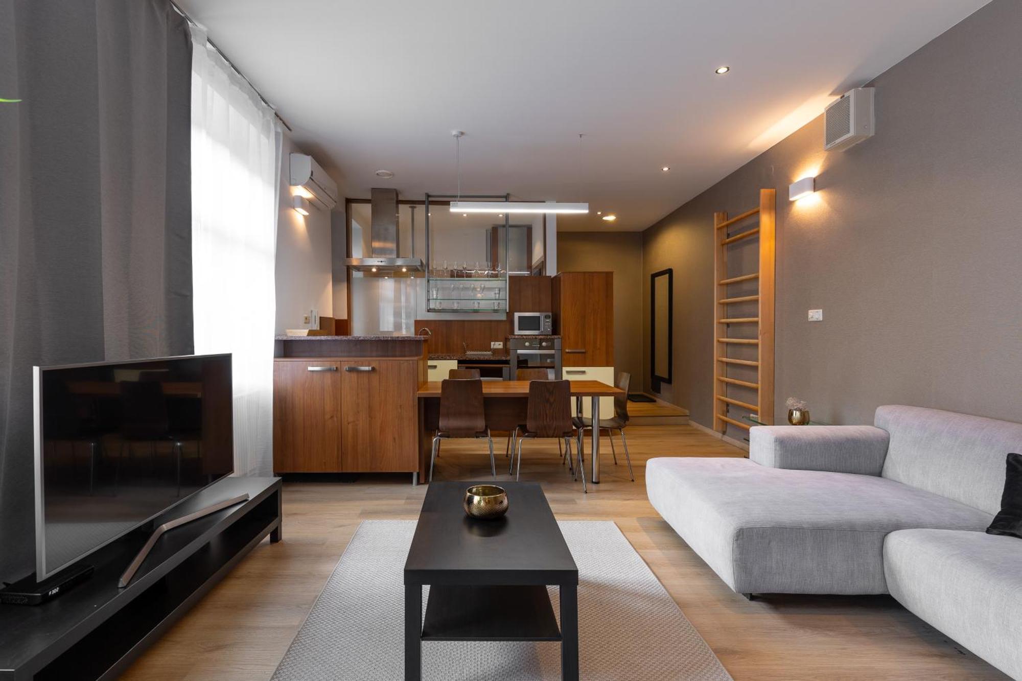 Апартаменти Laurinska Modern In Direct Centrum Of Bratislava, Air-condition