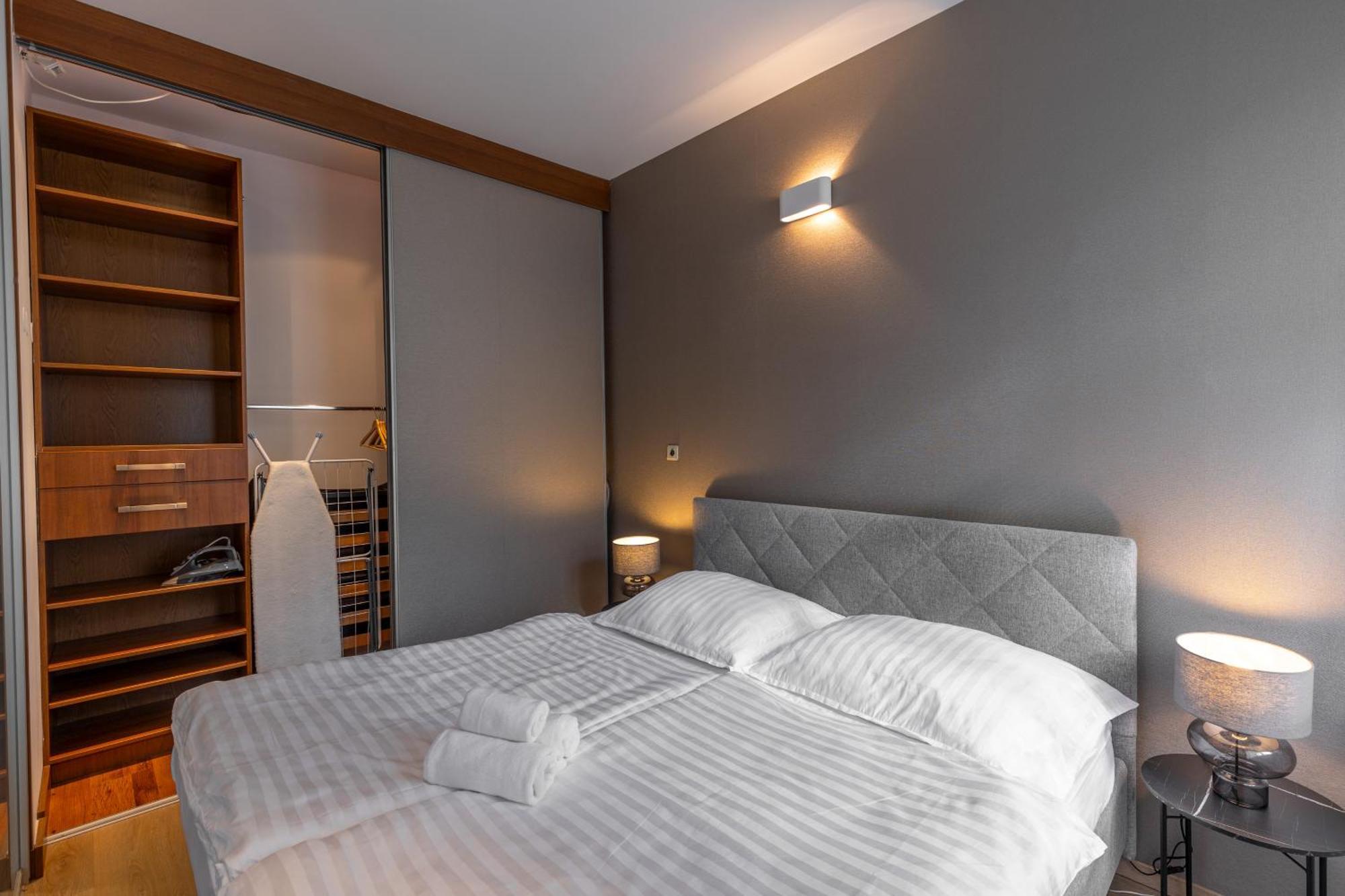 Апартаменти Laurinska Modern In Direct Centrum Of Bratislava, Air-condition